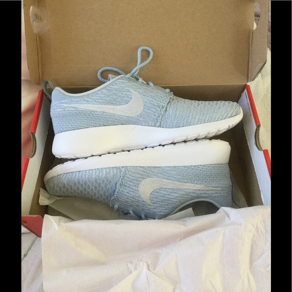 Nike Roche runs